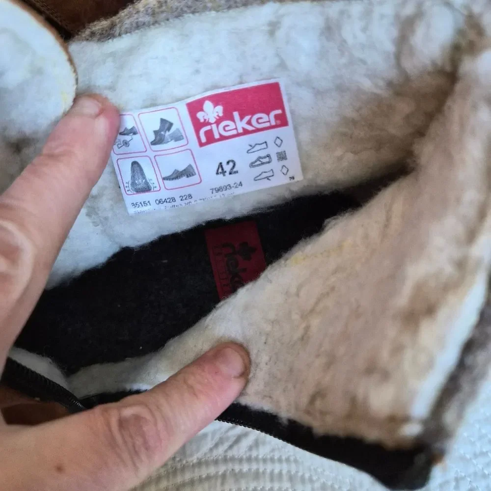 VGUC Rieker Fee 93 Cuffed Bootie EU 42